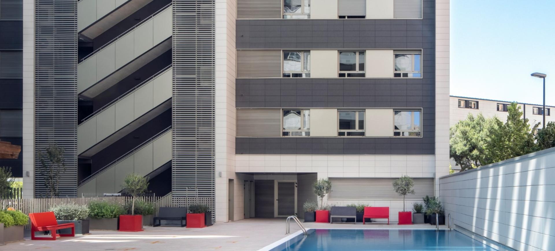 Piscina2.jpg T